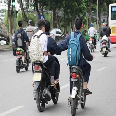 Người chưa thành niên điều khiển xe gắn máy gây tai nạn chết người, những hậu quả pháp lý phải đối mặt